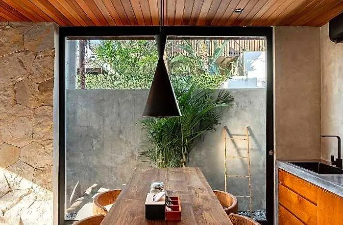 Hotel Blacksand